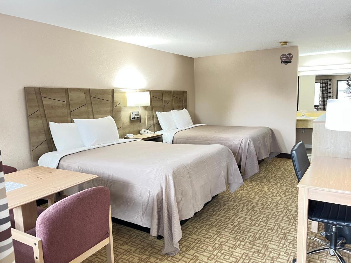 Viking Arms Inn - Ludington Exteriör bild